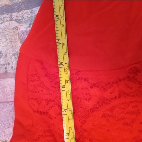 Basic Editions Plus Size 2X Red Lined Lace 3/4 Sleeve Women's Top - Picture 4 of 7